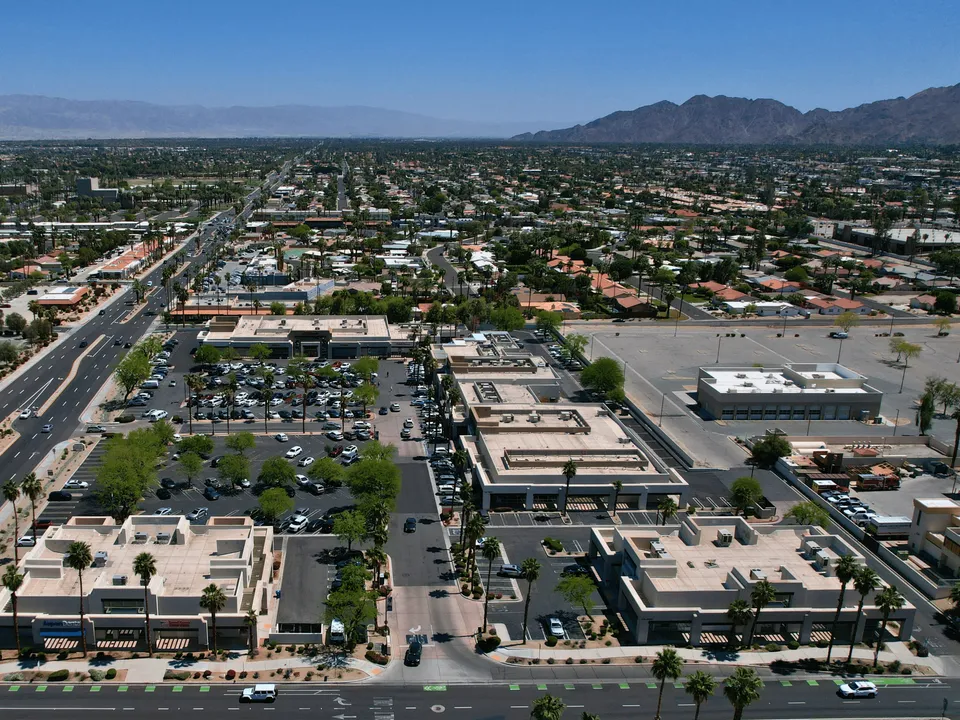 Acquisition Financing for Coachella Valley Retail Center