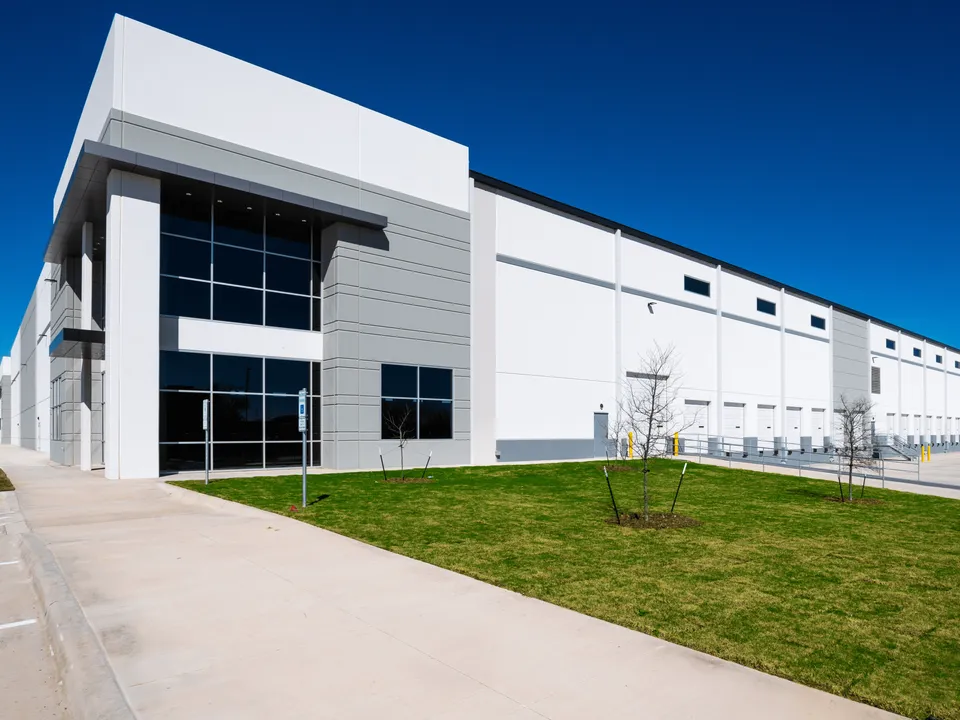 Industrial Warehouse Distribution Facility Refinancing